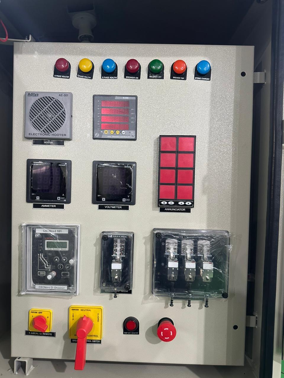 Outdoor Vcb Panel - Metal Base, 65x120x210 Cm | 2500a Max Current, Ip-54 Protection, 11-33 Kv Operating Voltage, Interlock Mechanism Included