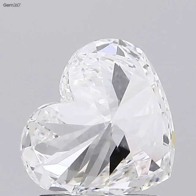 Heart Shape Diamond - Vs1 Ideal Cut, Polished Finish | Rigid Hardness, Exquisite Heart Shape