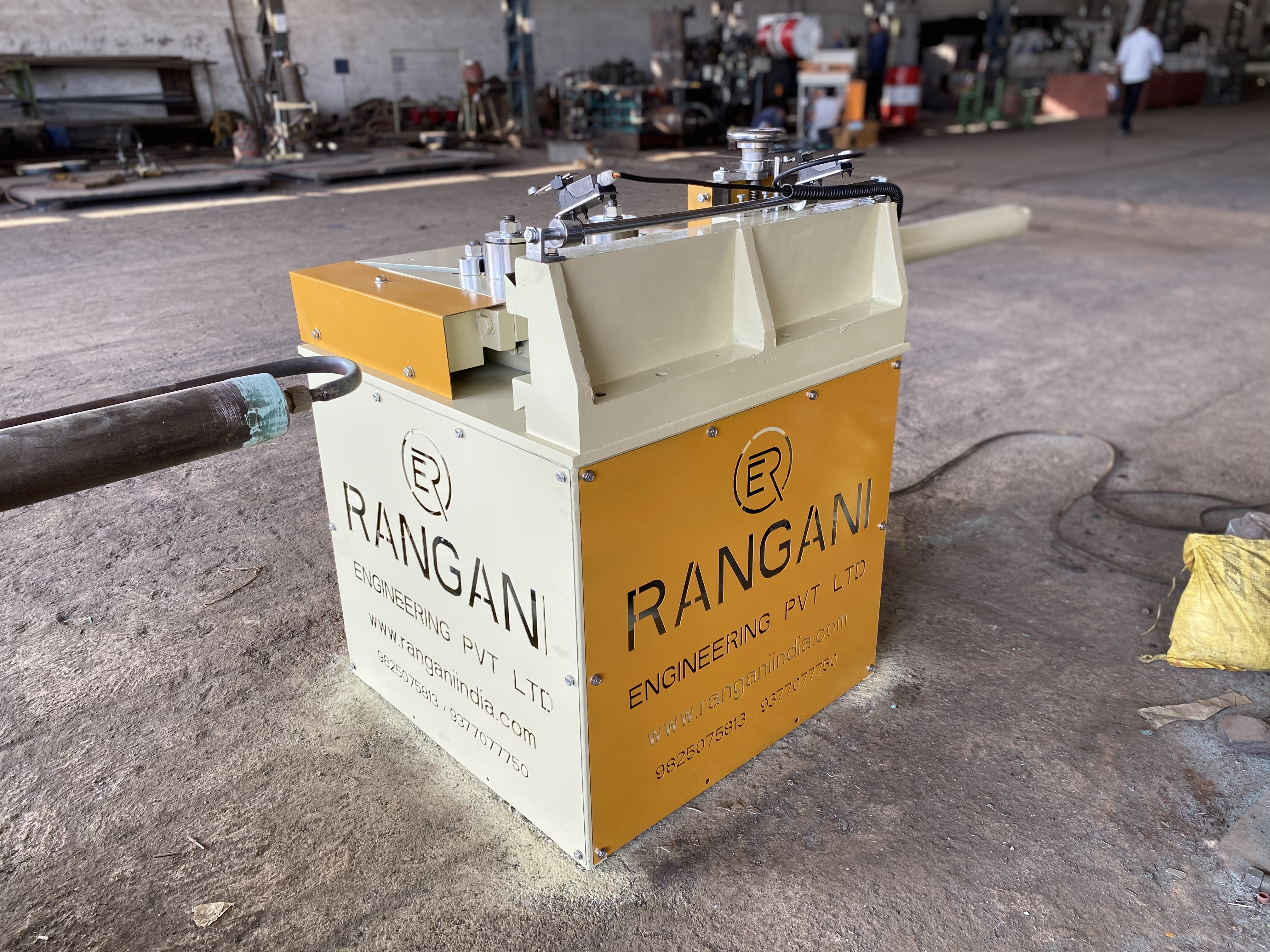 Hydraulic Flange Marking Machine - Operating Type: Automatic