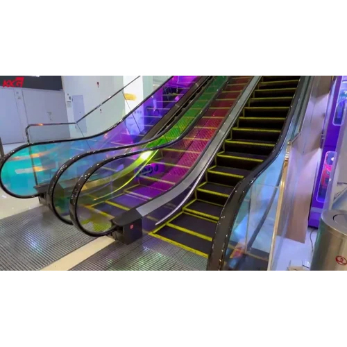 Escalator Cabin Glass - Toughened Glass, Transparent Color, Solid Structure | Flat Surface, Scratch-resistant, Elegant Design For Diverse Installations