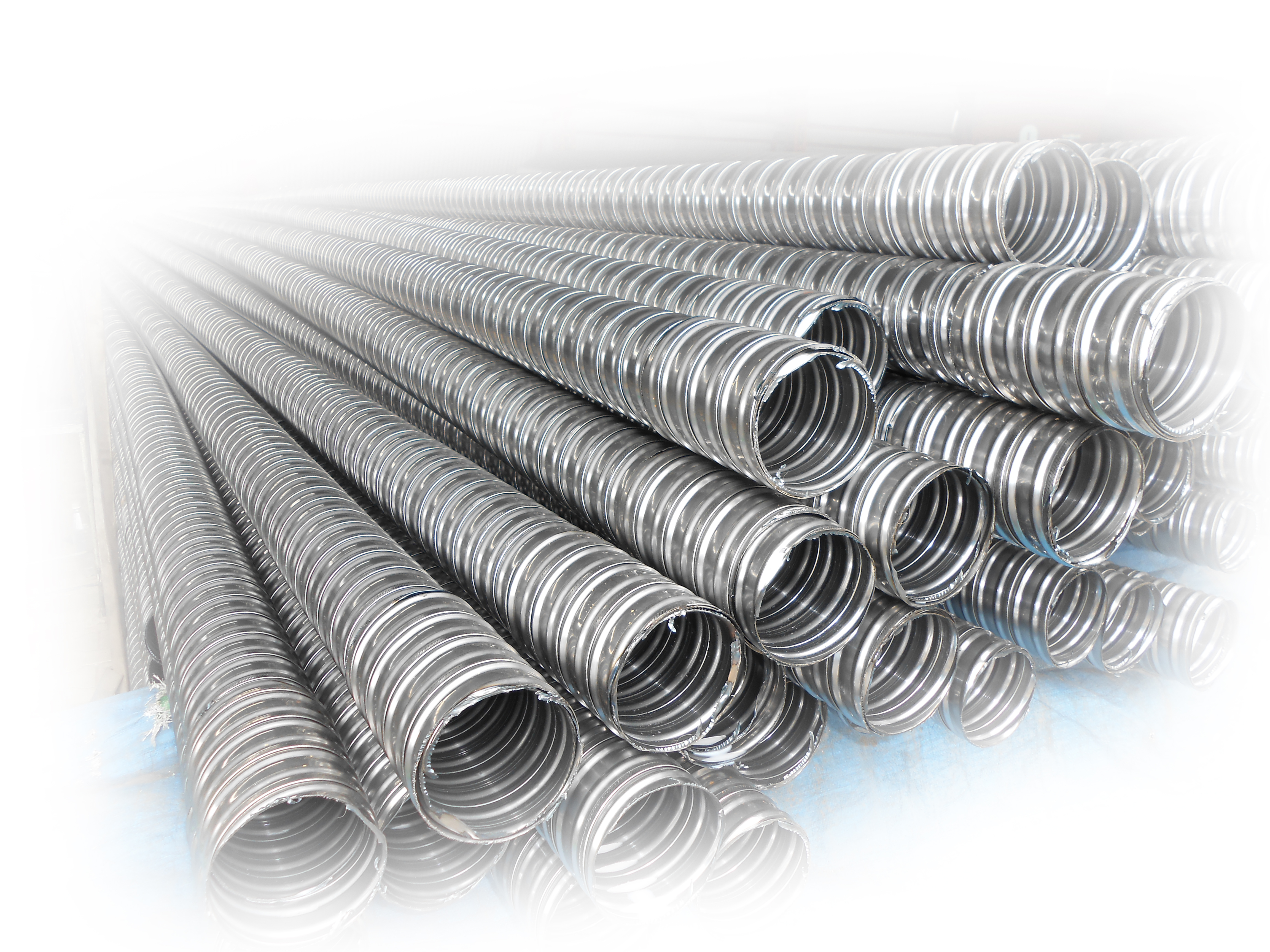 Metallic And Hdpe Sheathing Pipe - High Grade Steel, Various Sizes And Dimensions , Oxidation Resistant, Matte Black Finish