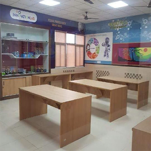 कमर्शियल स्कूल क्लासरूम डिज़ाइन: वन पीस