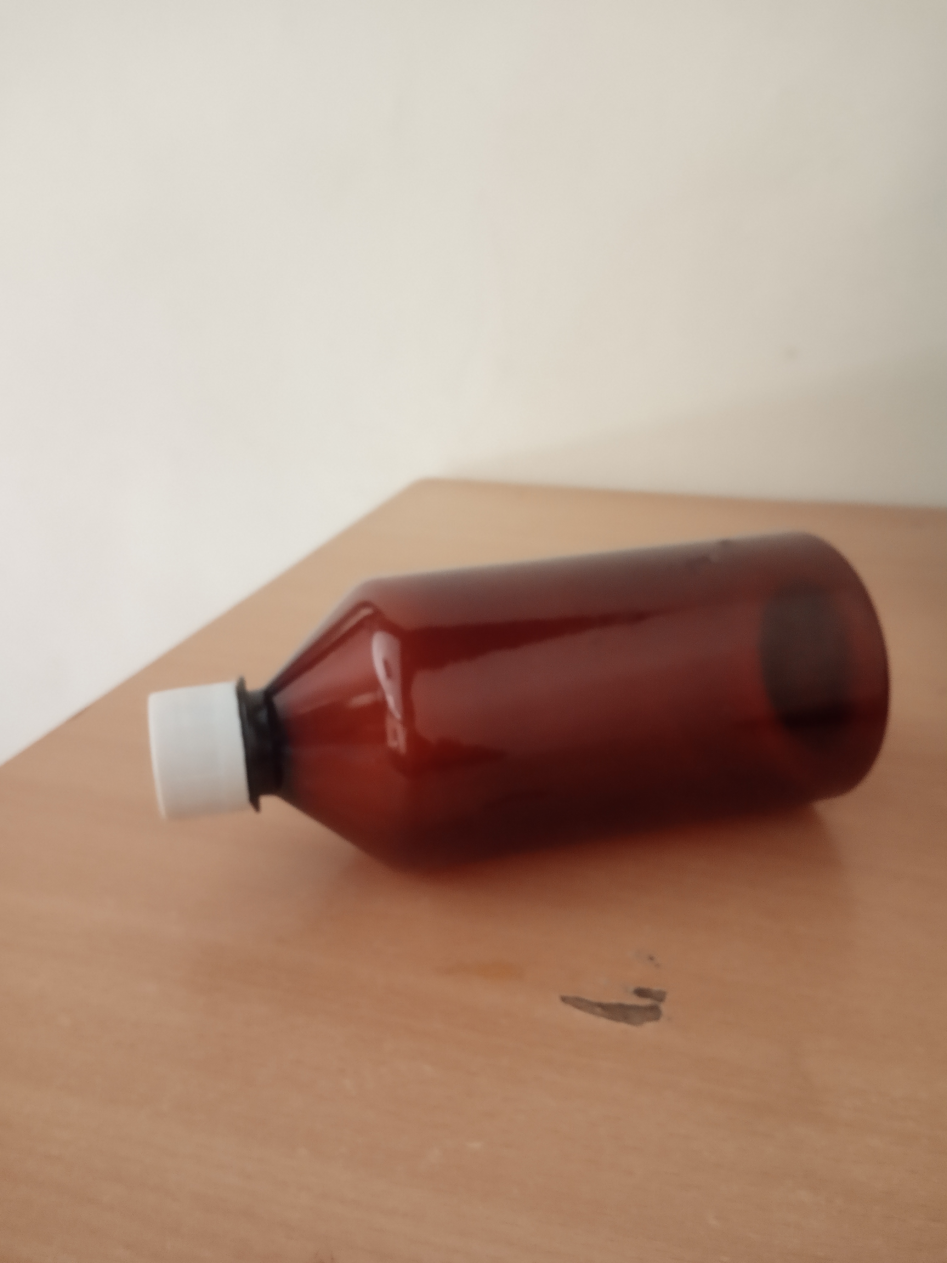 Brown Pet Black Phenyl Empty Bottle