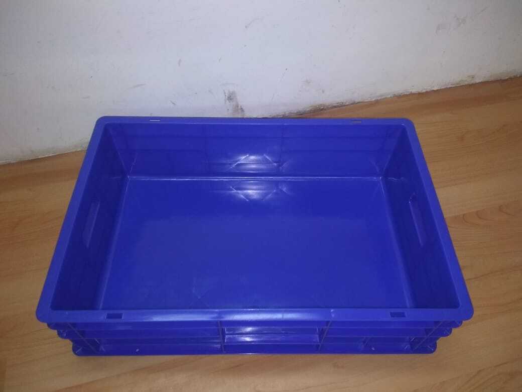 600 400 80 Mm Or 24 X 16 X 3 Inch Plastic Crate - Color: As Per Availability