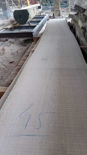 उच्च गुणवत्ता और टिकाऊपन वाली रेड ओक वुड