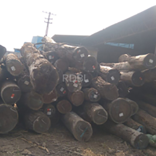 उच्च गुणवत्ता और टिकाऊपन वाले वॉलनट वुड लॉग्स