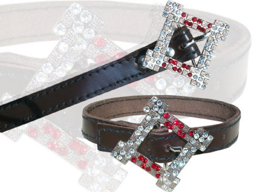 उच्च गुणवत्ता वाली दो परतों वाली लेदर कुत्ता कॉलर जिसमें क्रिस्टल एक्सेसरीज (L061c)