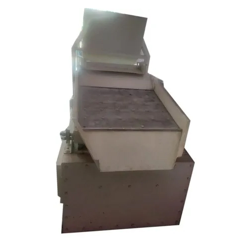 Rice Destoner Cleaning Machine - Metal, Semi-Automatic, 5 HP Power, 5 Kwh Consumption | Air Cooled Engine, Electric Start, Commercial Use