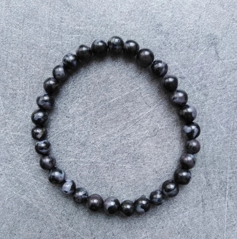 Indigo Gabbro Bracelet - Shape: Round