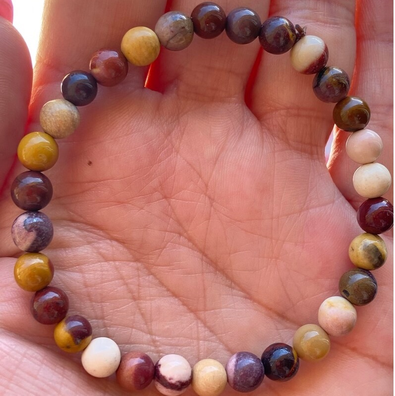 Mookaite Bracelet - Shape: Round