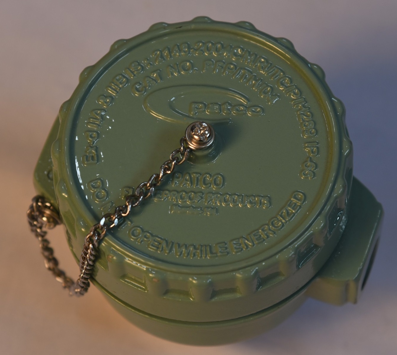 Flameproof Thermocouple Head - Flp Material, Industrial Type | Durable Against Corrosive Chemicals, Versatile For Offshore Applications