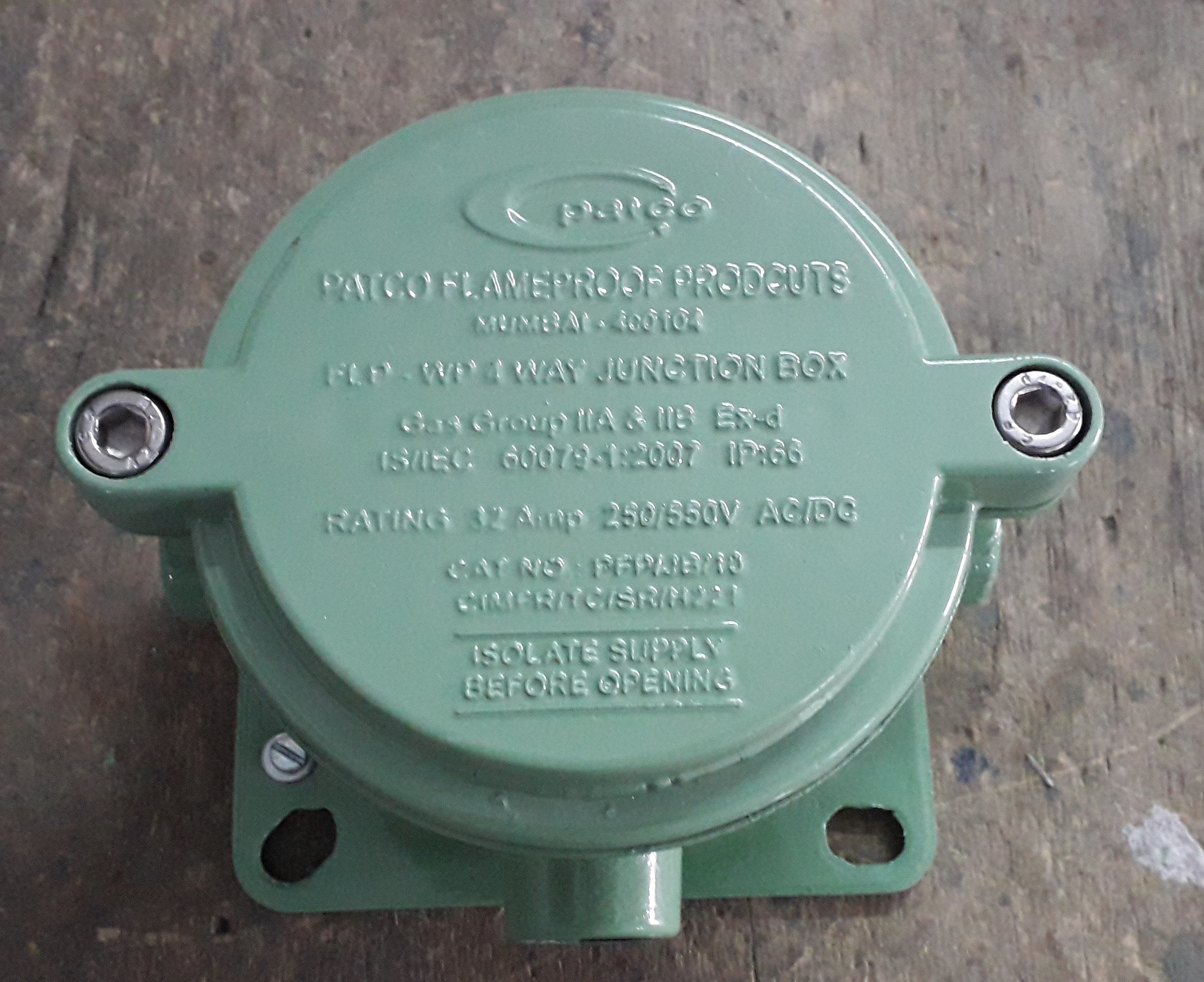Flameproof Junction Box 100 Mm 1/2/3/4 Way - Color: Grey / Silver (Standard)