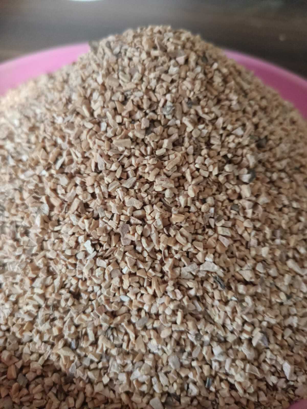 Walnut Shell Filter Media For Water Treatment - Grade: Granules, Ingredients: Cellulose Fibers, Shelf Life: 2 Years | High Oil Adsorption, Strong Pressure Resistance, Renewable Media