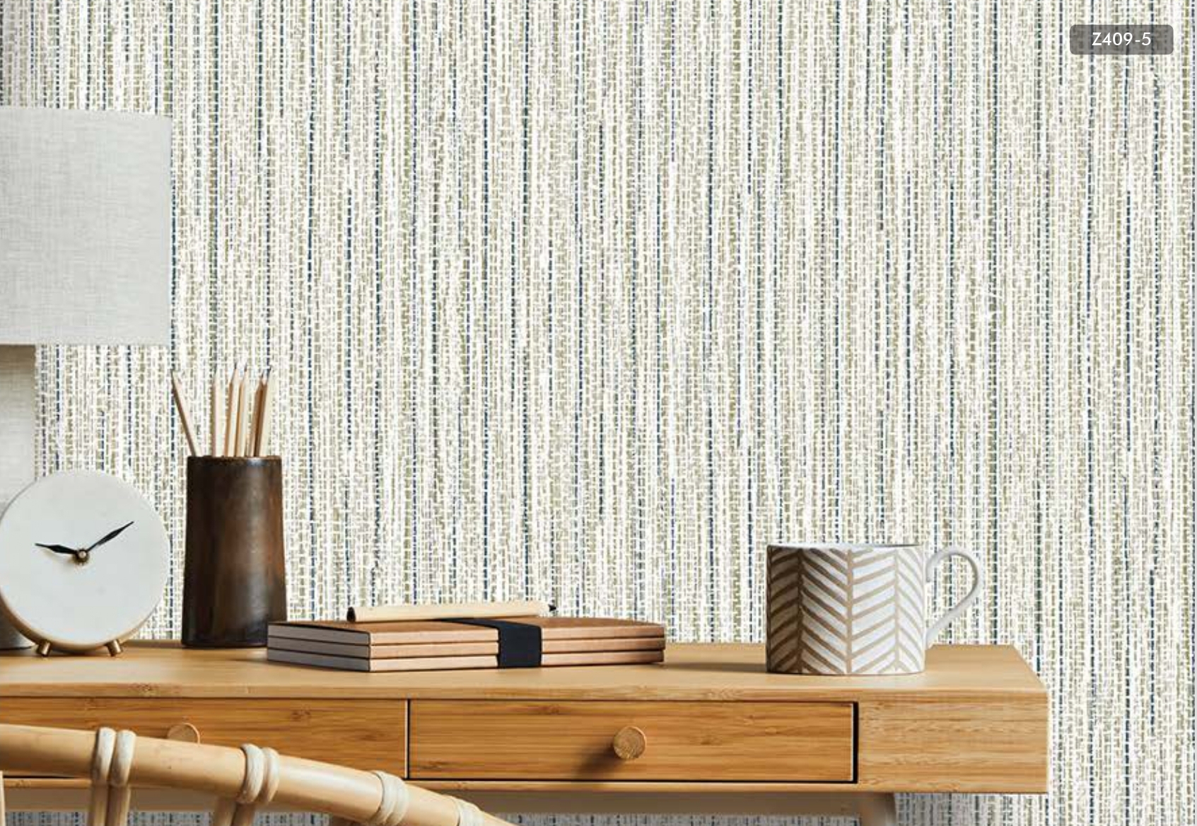 Dynaproduct - Non Woven Wallpaper, 57 Sq Ft Roll Size | Waterproof, Anti-static, Moisture-proof, Modern Distressed Design With Metallic Sheen