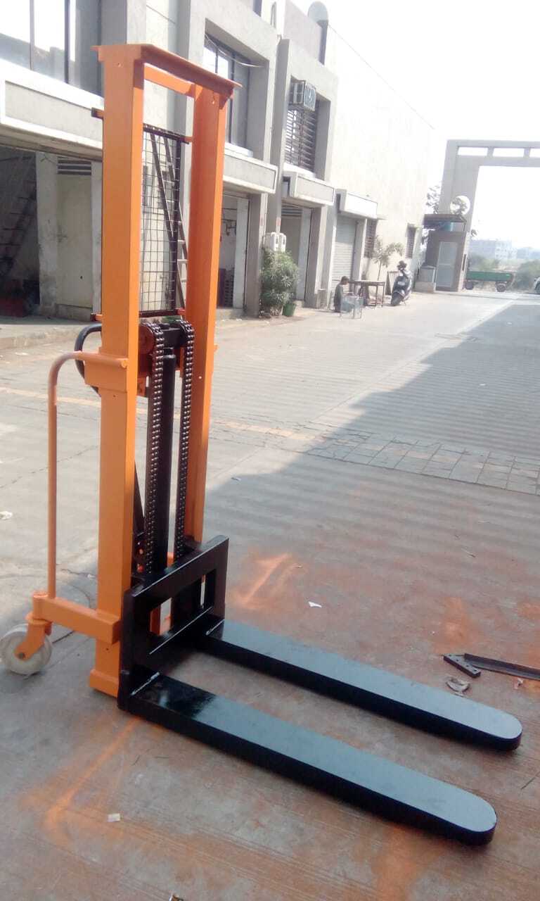 Yellow Hydraulic Manual Stacker
