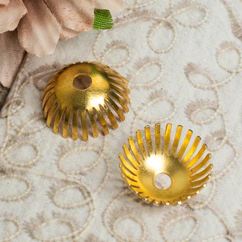 गोल्डन 15mm डिज़ाइनर बीड्स कैप