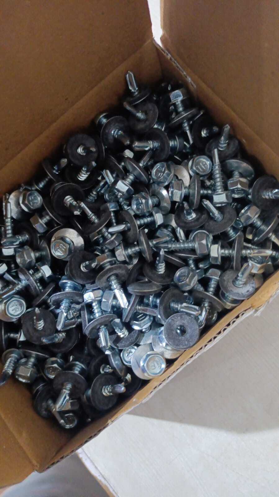 Self Drilling Screws - Mild Steel, 20mm To 75mm Size, Silver Zinc Coating | Hexagonal Type, Corrosion Resistant