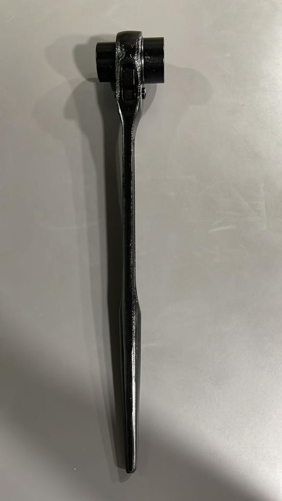 Podger Ratchet Spanner - Color: Black