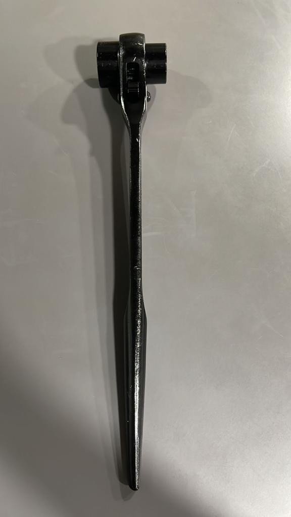 Podger Ratchet Spanner - Color: Black