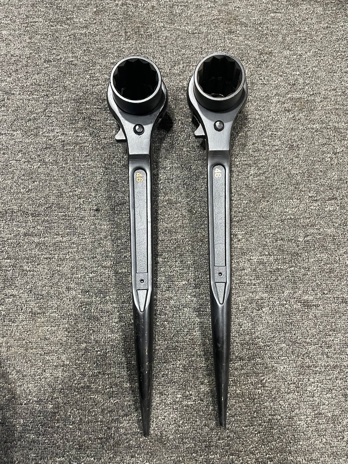 Ratchet Wrench - Mild Steel, 21x23mm Size, 315mm Length, 49mm Height | Manual Power Source, Ideal For Garage/workshop Use