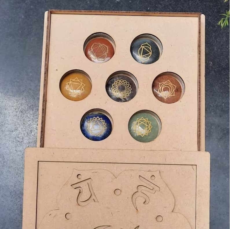 Seven Chakra Box Set - Color: Multi