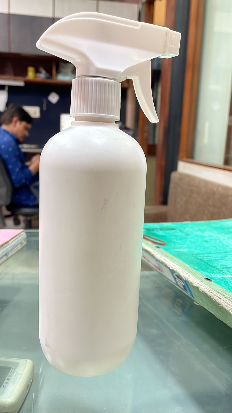 500 Ml Hdpe Bottle With Pump - Plastic Material, 500 Ml Capacity, White Color | Warranty Included, Reliable And Versatile Design