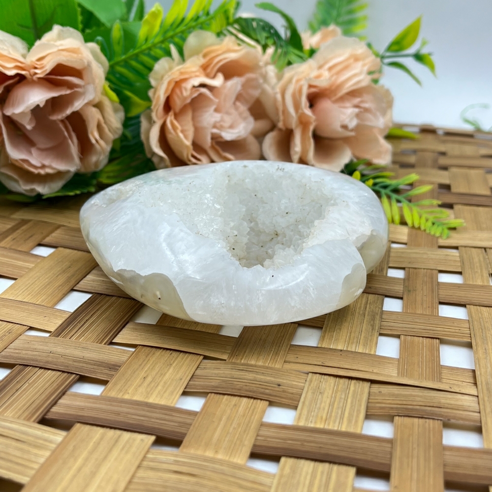 Agate Druzzy White Heart - Feature: Durable