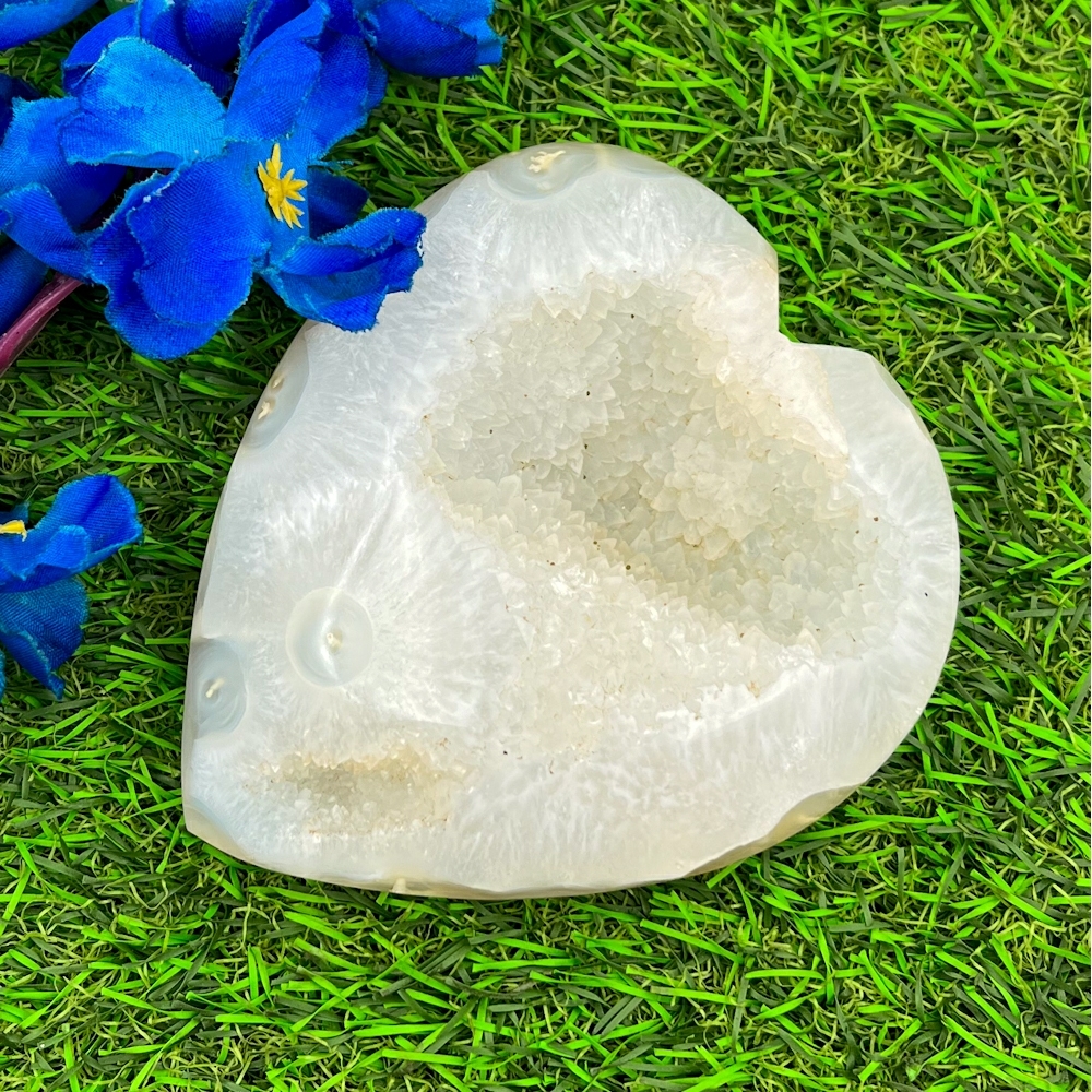 Agate Druzzy White Heart - Feature: Durable