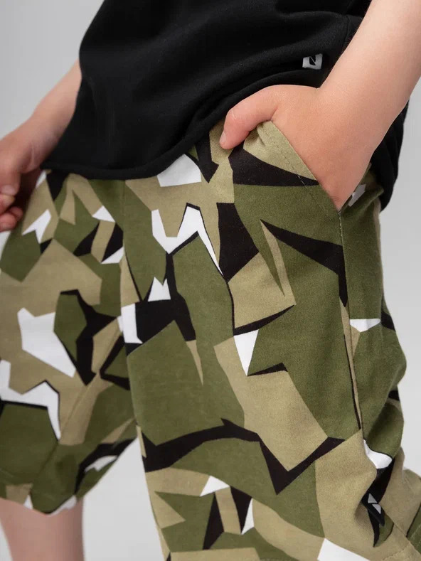 Shorts 8-92u