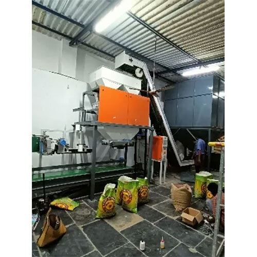 सेमी-ऑटोमैटिक 50 किलो बैगिंग मशीन