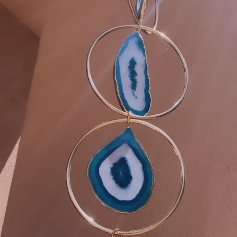 Blue Agate Gemstone Suncatcher - Feature: Durable