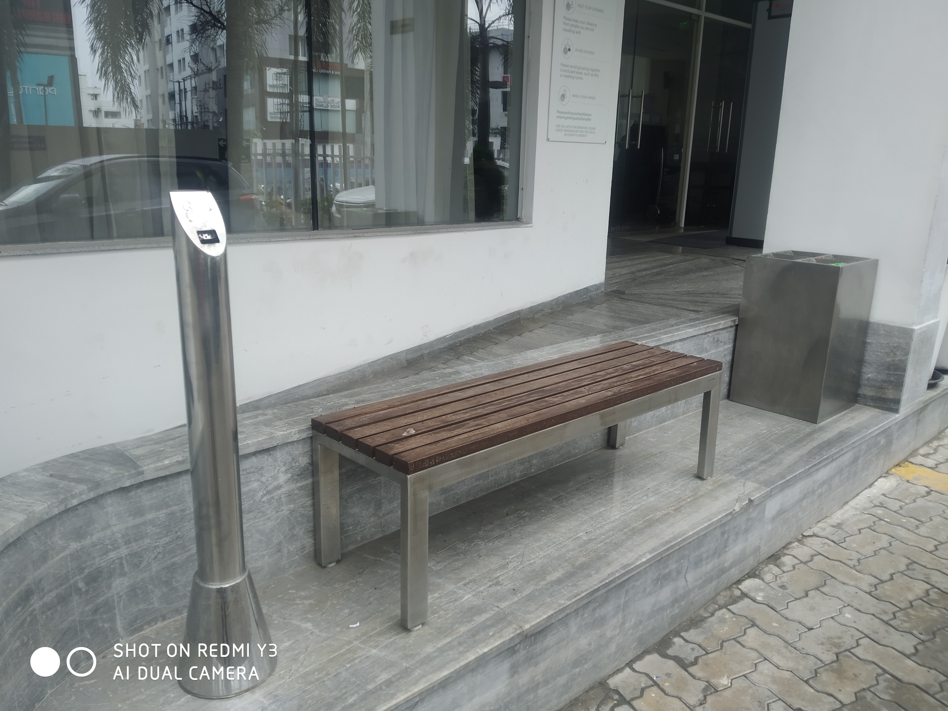 Cigarette Ashtray - Stainless Steel 304, 7 Kg Weight | Still Color, Ideal For Hotel Lobbies