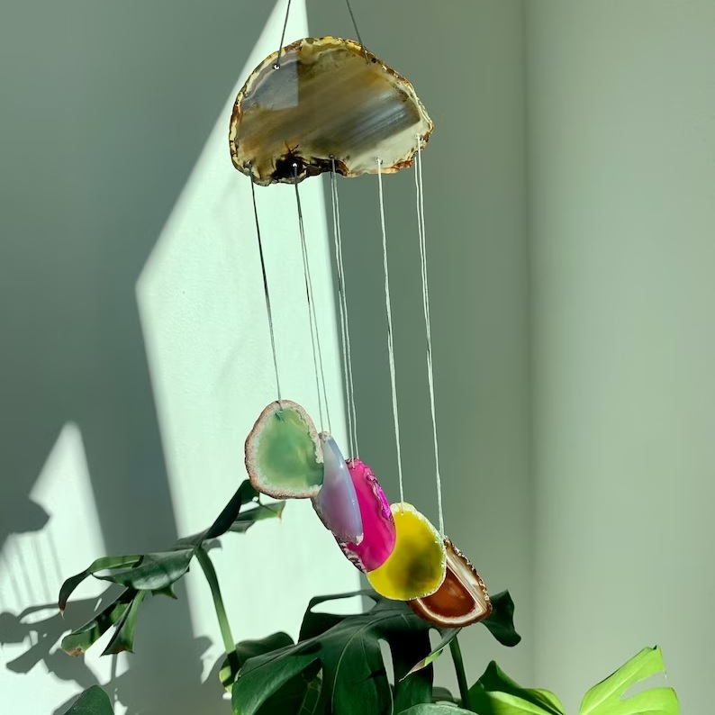 Rainbow Agate Slices Wind Chimes - Color: Multi