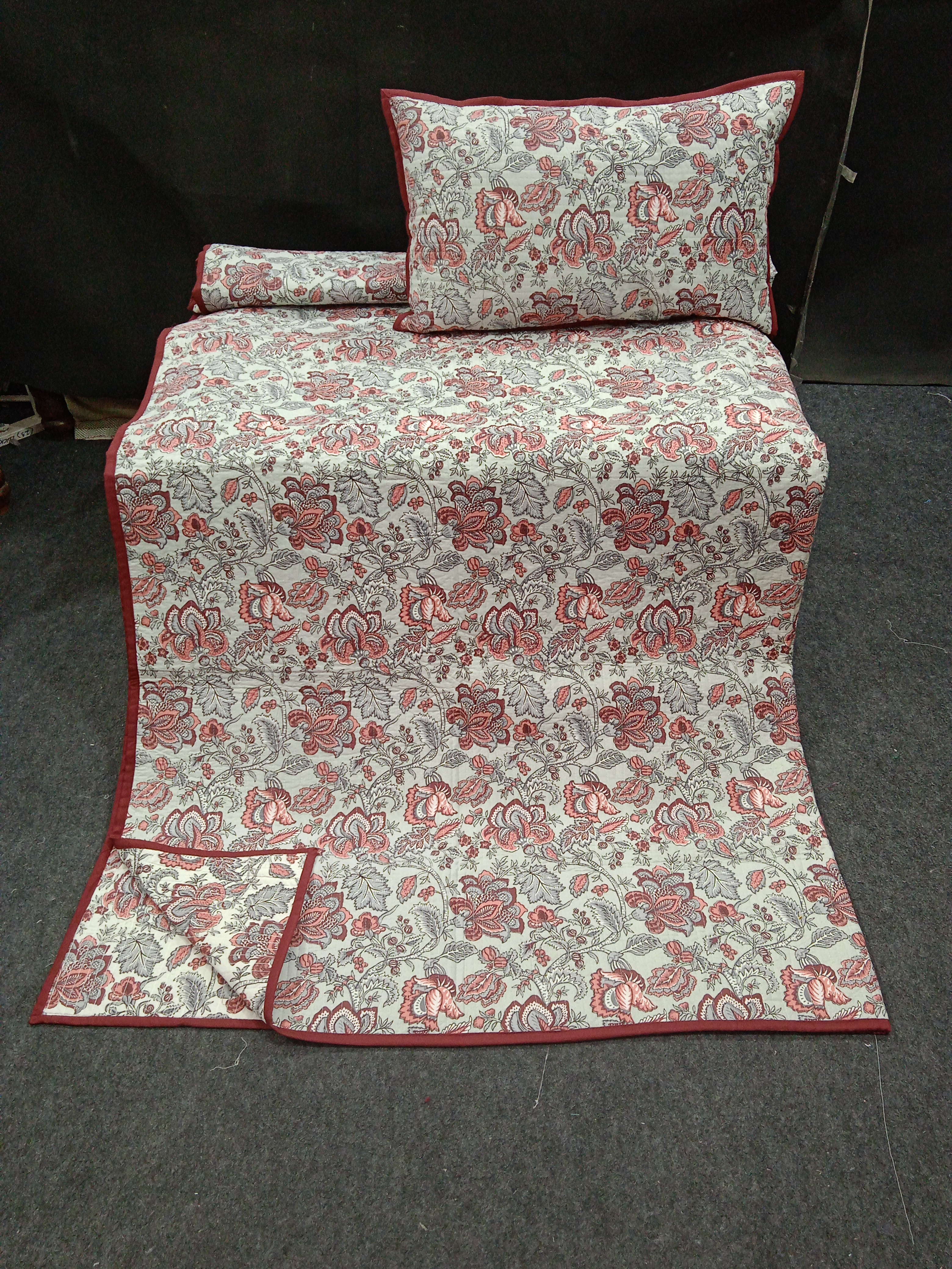 Hand Block Comforter Set