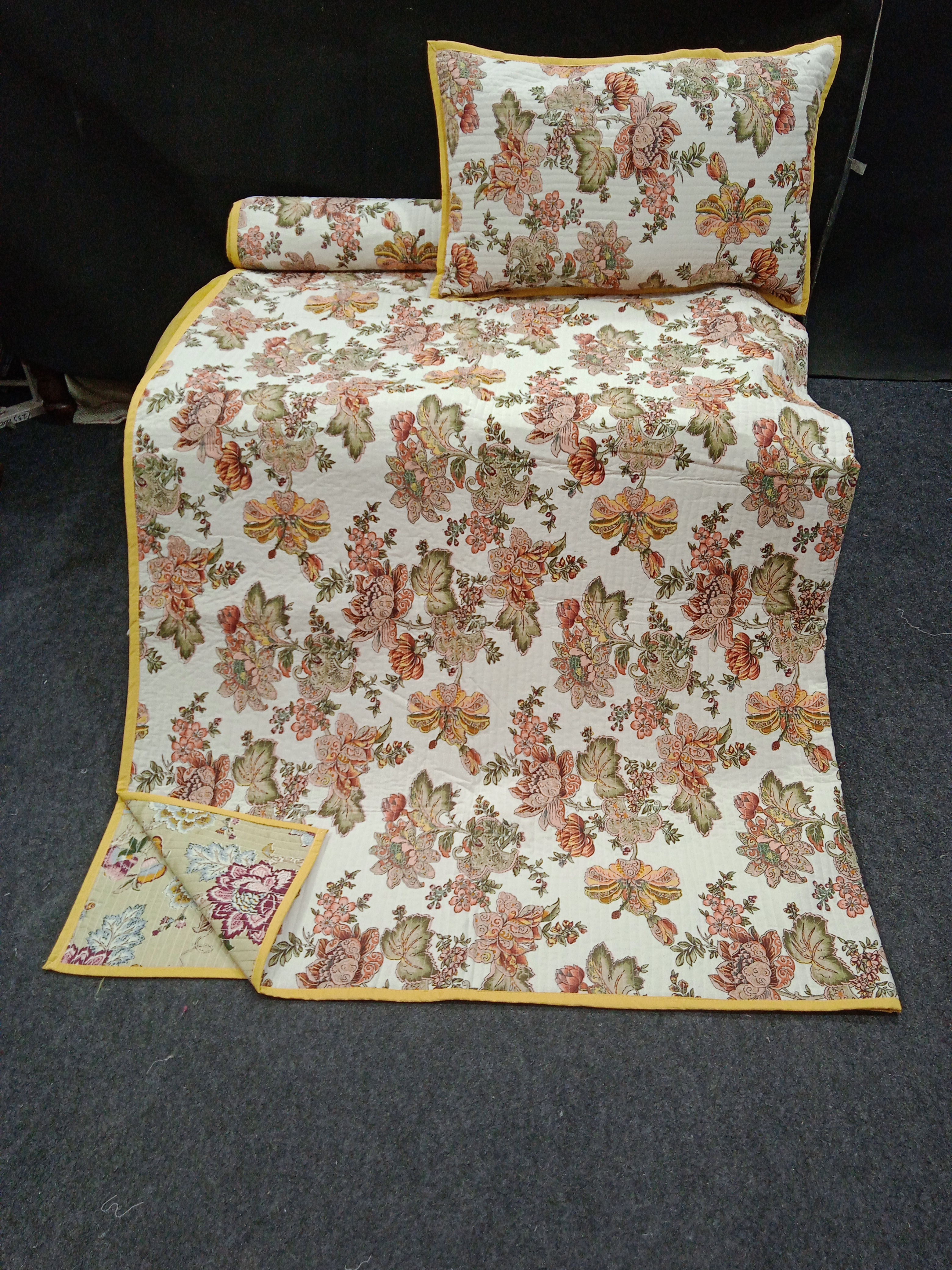 Jaipuri Cotton Quilt - Queen Size 90x108 Inches | Reversible Block Printed Design, Handmade With 100% Cotton Filling, Perfect As Comforter Or Bed Cover