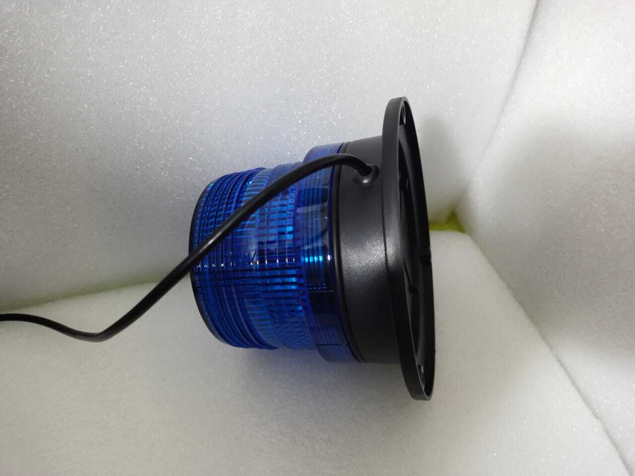 Ambulance Light Blue - Charging Time: 3 Hours