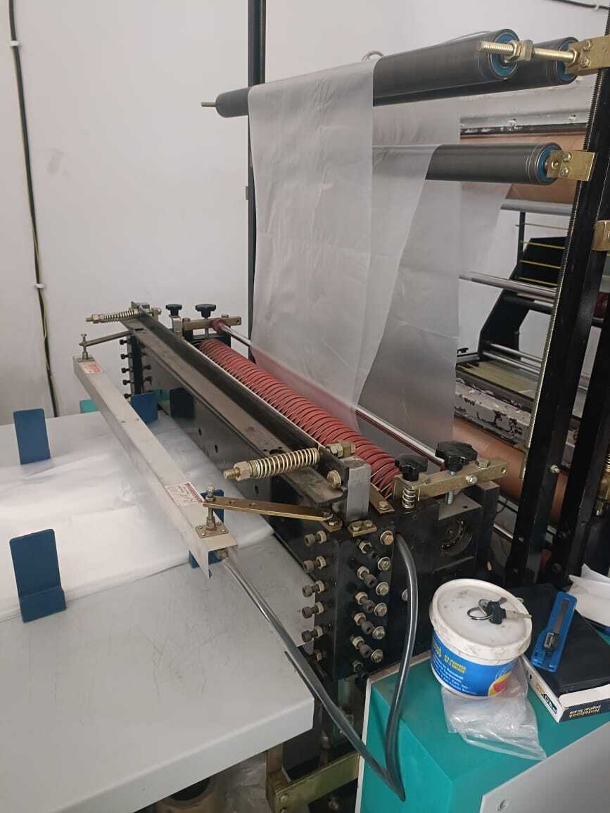 Hm Liner Bag - Different Sizes Available, White Color With Warranty