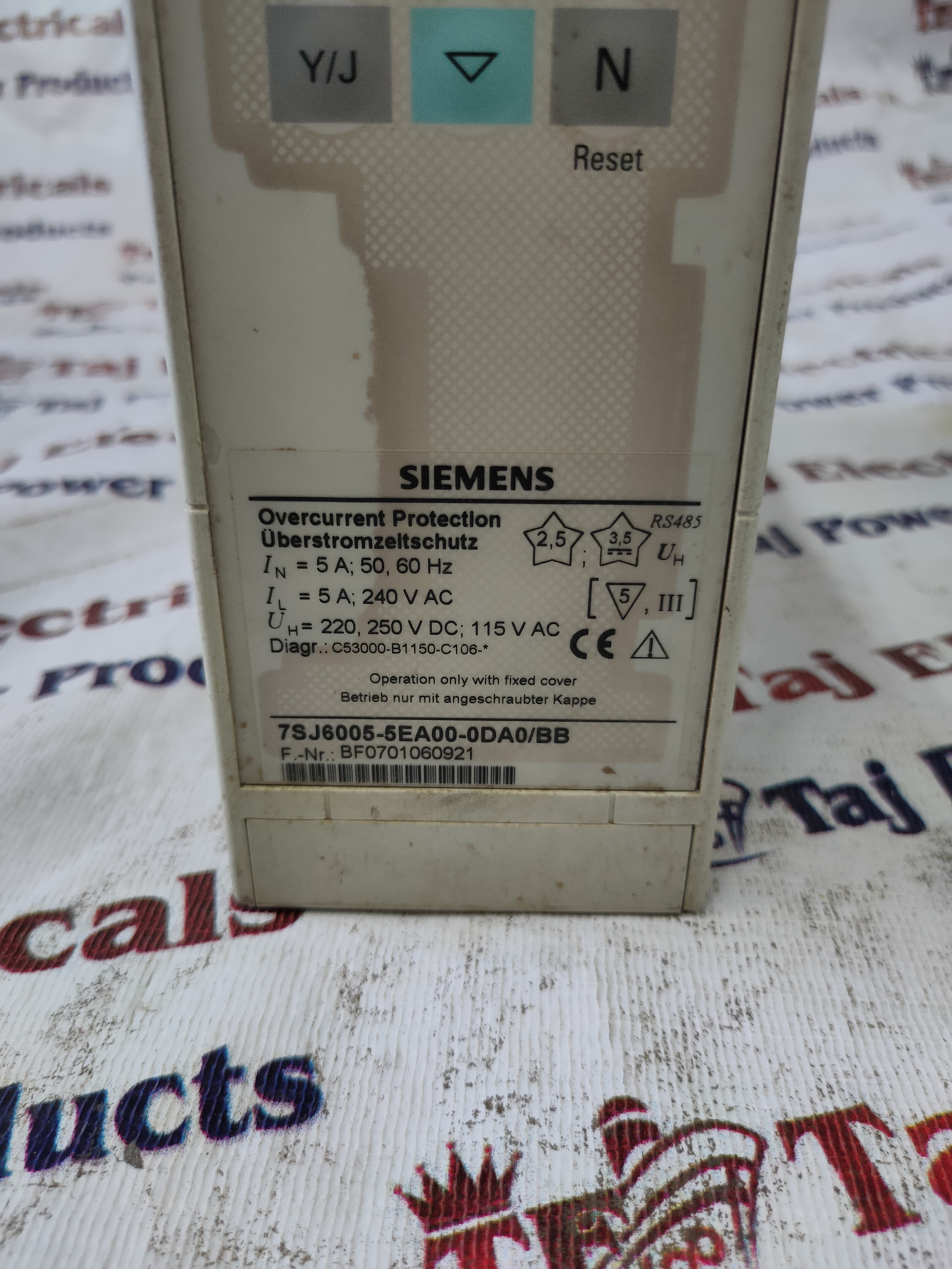 Siemens 7sj6005-5ea00-0da0bb Protection Relay - Ambient Temperature: Not Specified In The Image