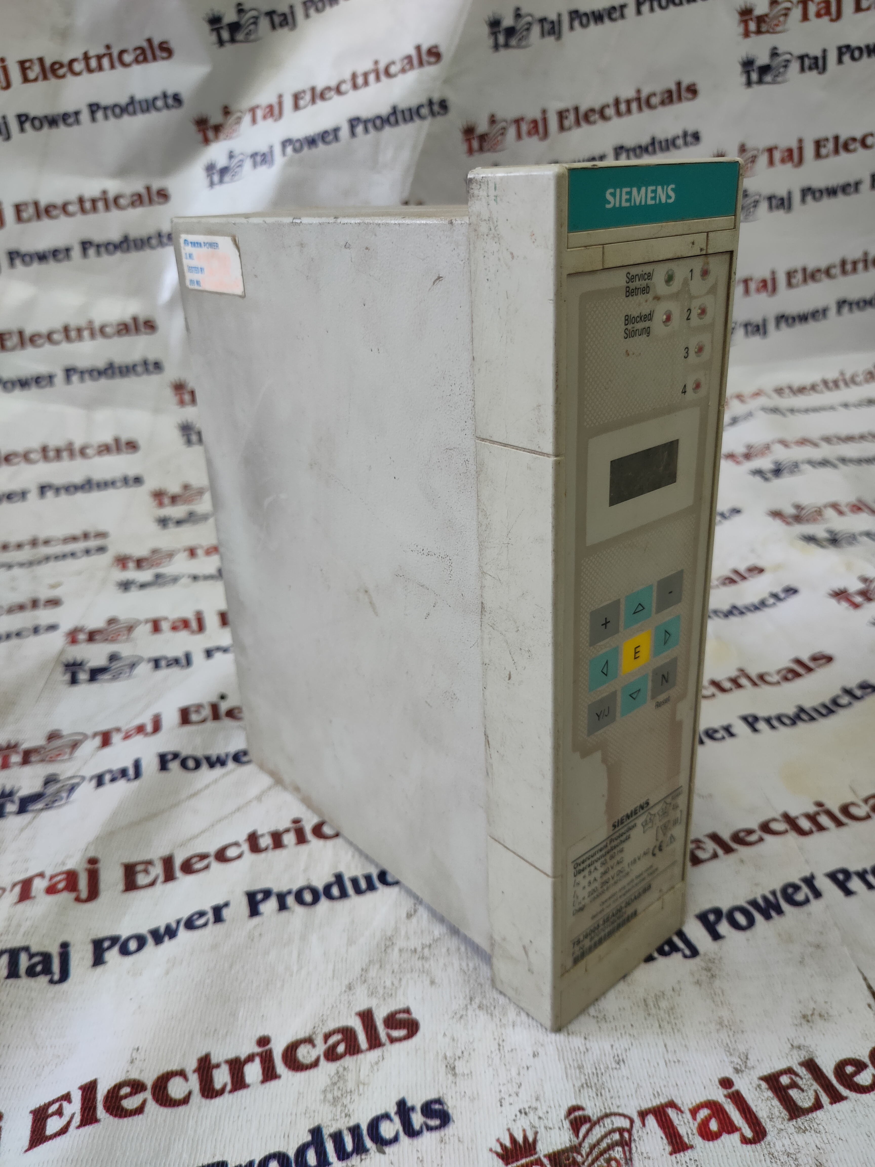 Siemens 7sj6005-5ea00-0da0bb Protection Relay - Ambient Temperature: Not Specified In The Image