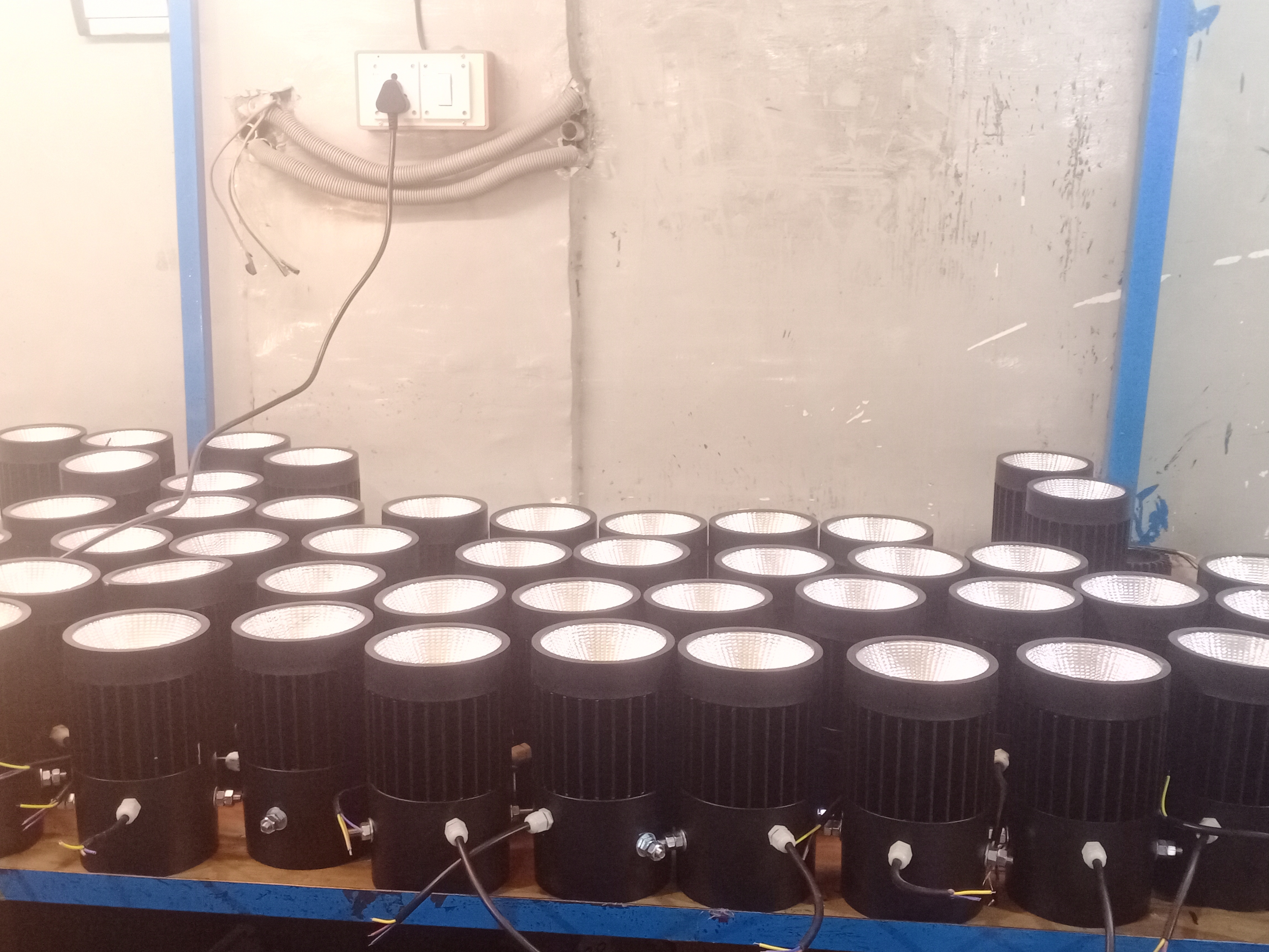 Black And White Led Spot Lamp