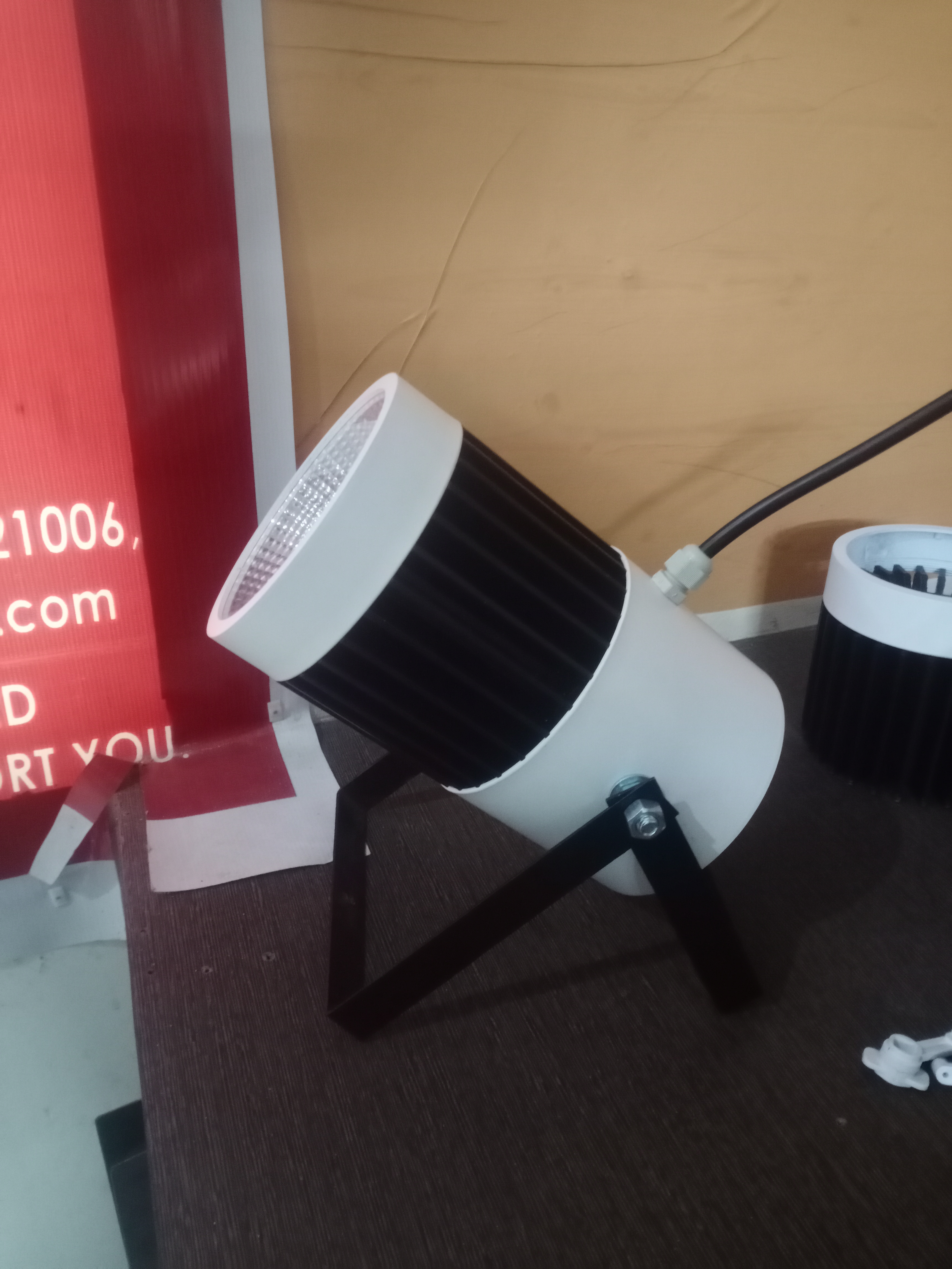 Black And White Led Spot Lamp