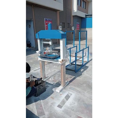 Blue & White Hydraulic Automatic Paper Plate Making Machine