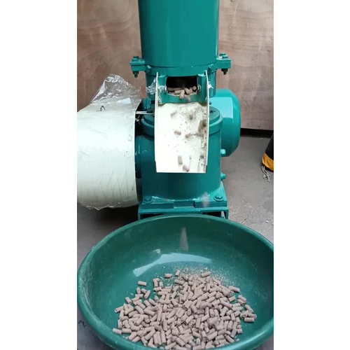 Red & Blue Semi Automatic Cattle Feed Pellet Machine