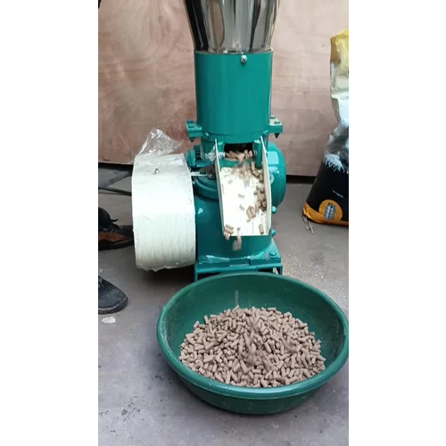 Red & Blue Semi Automatic Cattle Feed Pellet Machine