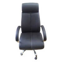 ब्लैक फिक्स्ड आर्म्स एग्जीक्यूटिव चेयर कारपेंटर असेंबली