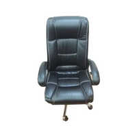 कंपनी लेदर ब्लैक एग्जीक्यूटिव चेयर कारपेंटर असेंबली