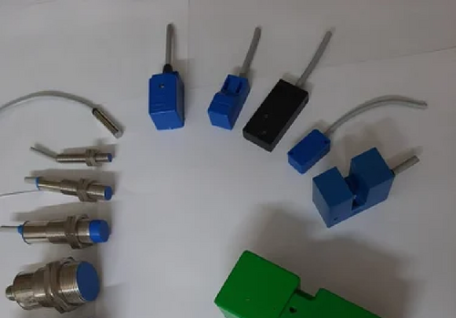 Inductive Proximity Sensor - Wireless Analog Signal Type, Industrial Use With High-quality Detection Features