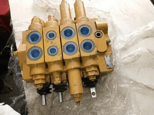 CAT Earthmover Hydraulic PT Valve