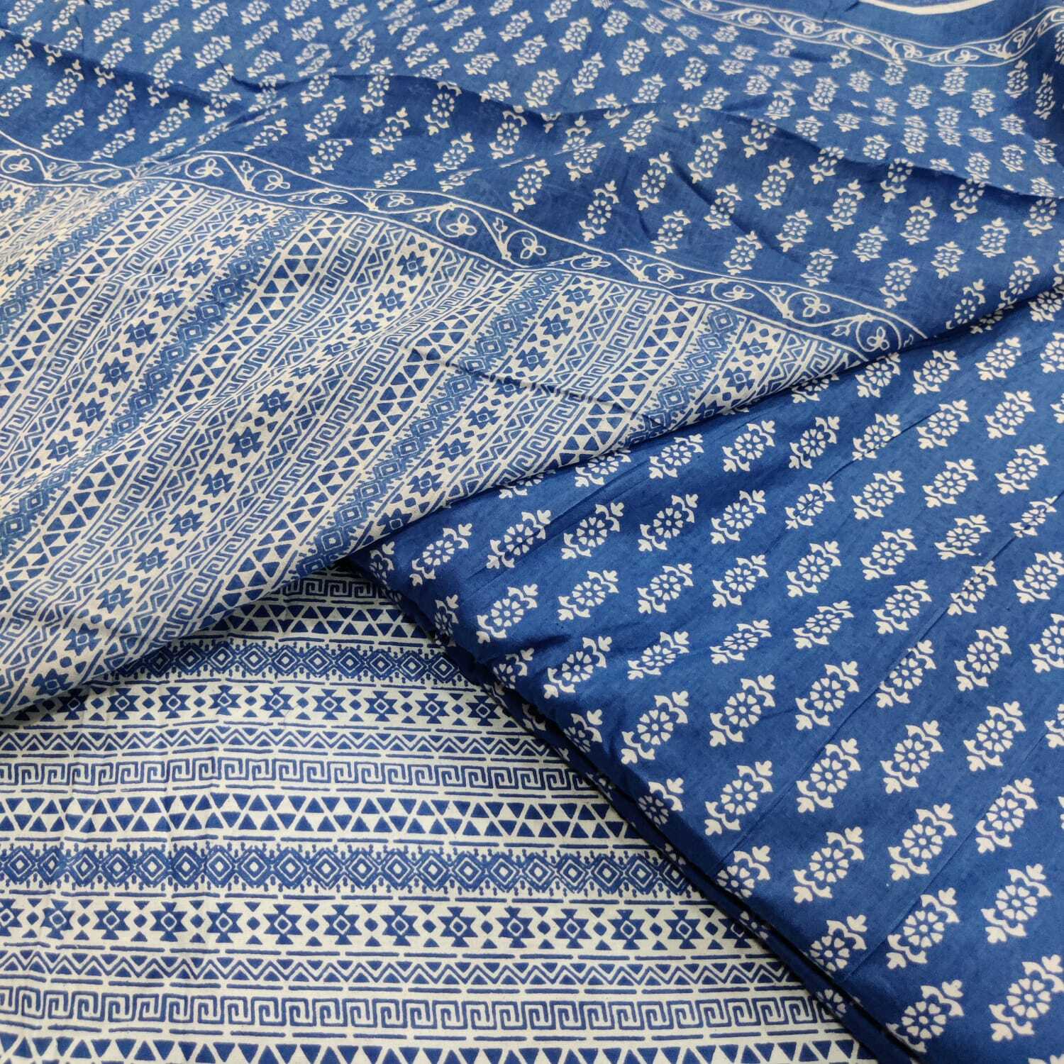 Screen Print Cotton Fabric - 44 Inches Wide, Lavender Color | 100 Gsm Weight, Plain Weave For Elegant Dressmaking