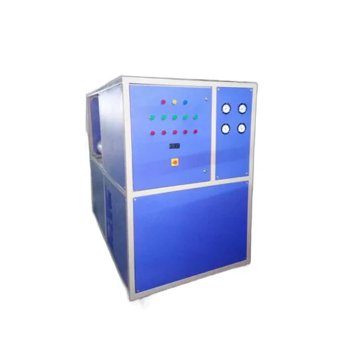 थ्री फेज एयर कूल्ड चिलर वोल्टेज: 220-440 वोल्ट (V)